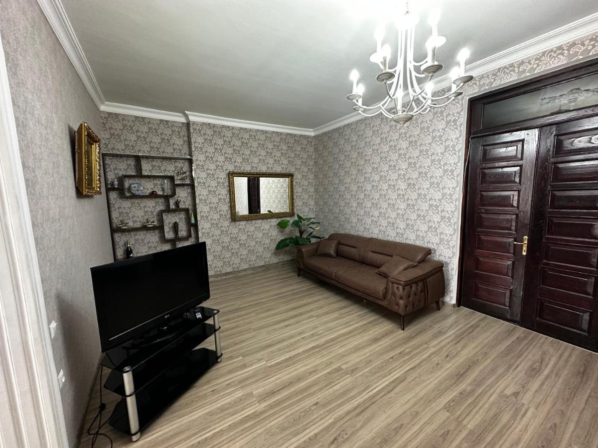 Heart Of Boulvard Apartment Batumi Luaran gambar
